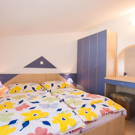 Apartmani Nada & Darko, Kampor, Rab, Hrvatska ภายนอก รูปภาพ