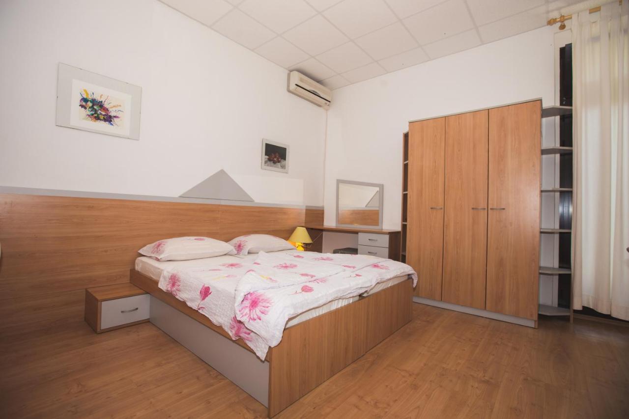 Apartmani Nada & Darko, Kampor, Rab, Hrvatska ภายนอก รูปภาพ